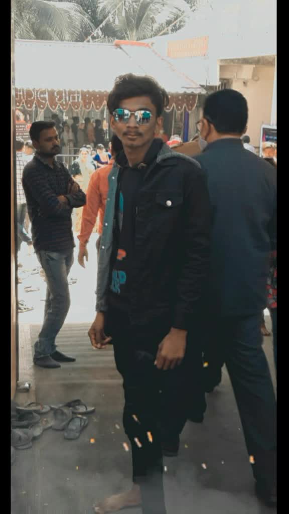 @Mr. Makwana king