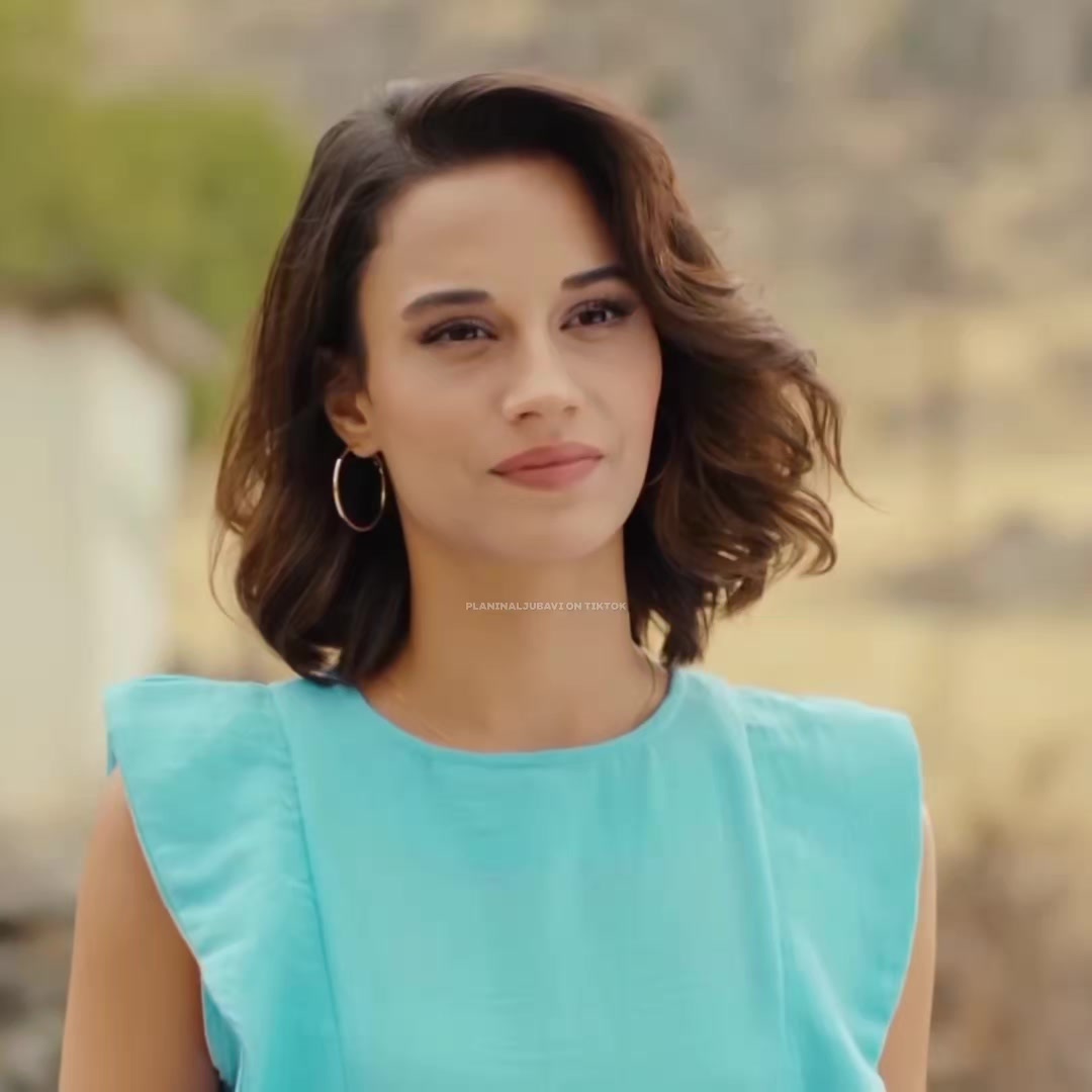 @🦋