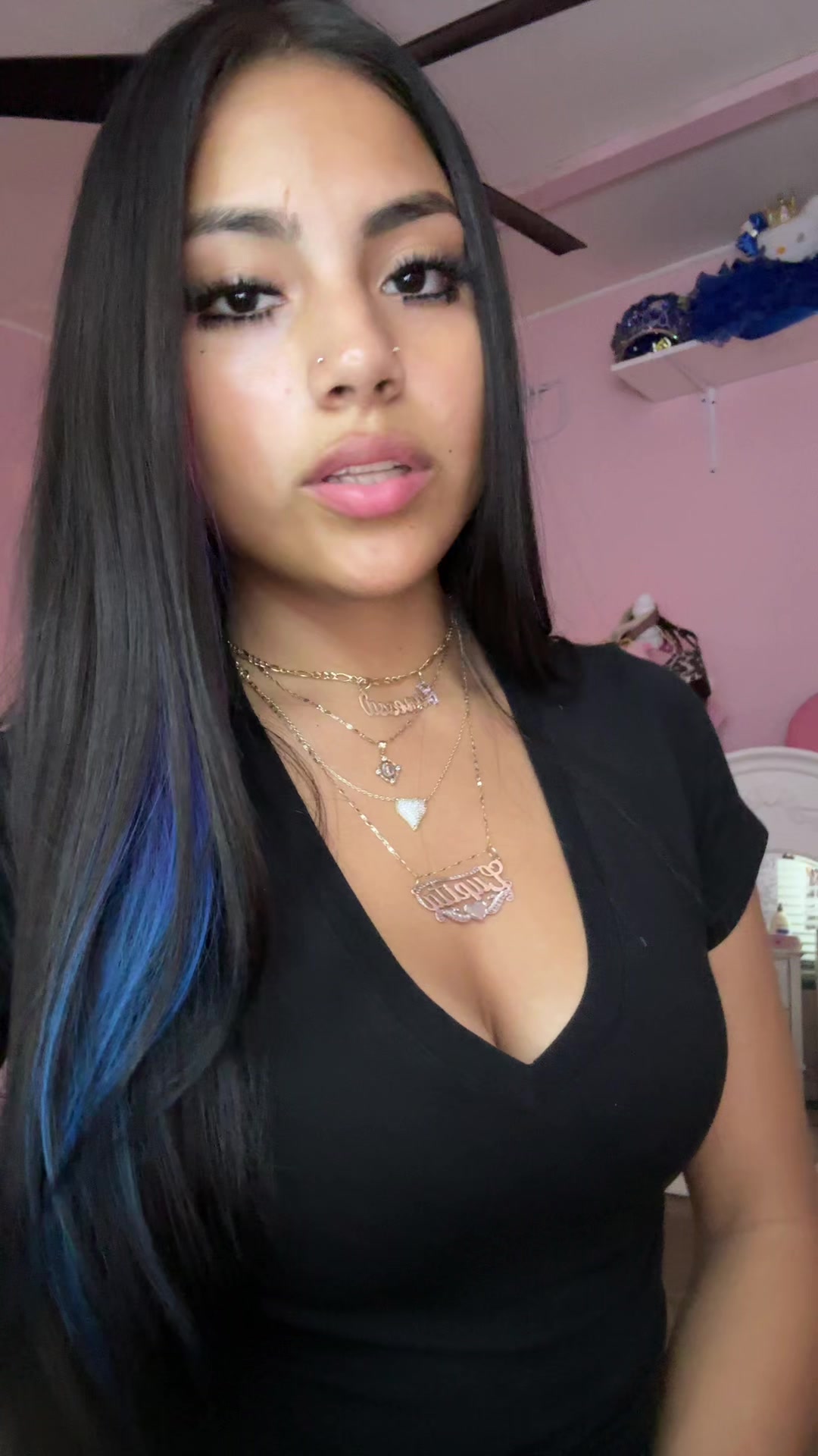 @𝒩ℯ𝓈𝓈𝒶 ꨄ