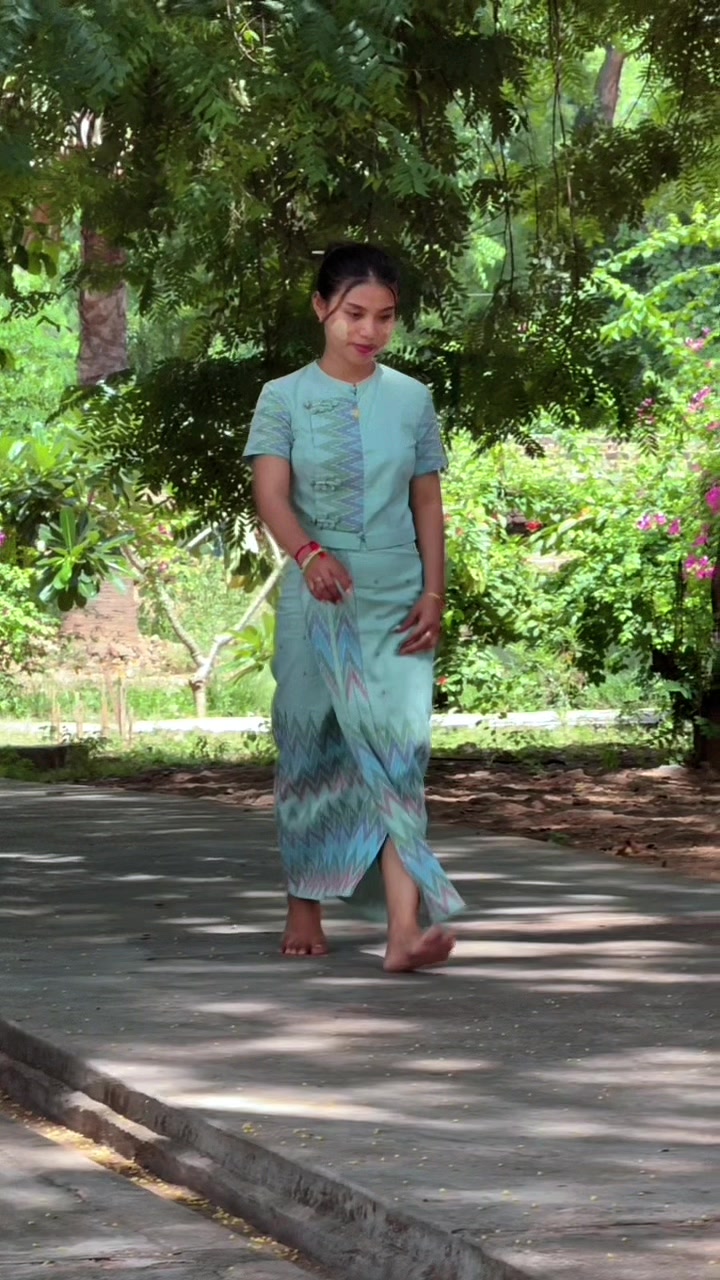 @ဝိုင်းခြုံမအကြော်ဆိုင်