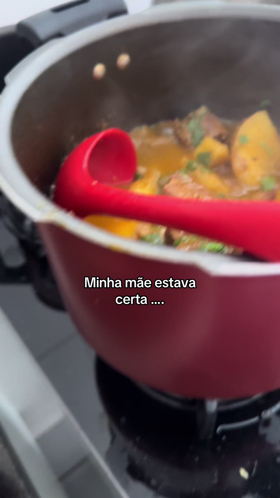 @mariavitoriaamav