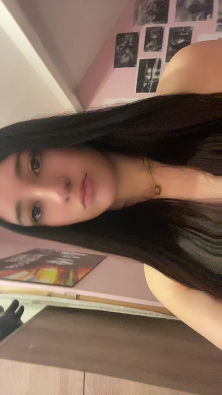 @𝕆𝕡𝕙𝕖𝕝𝕚𝕖