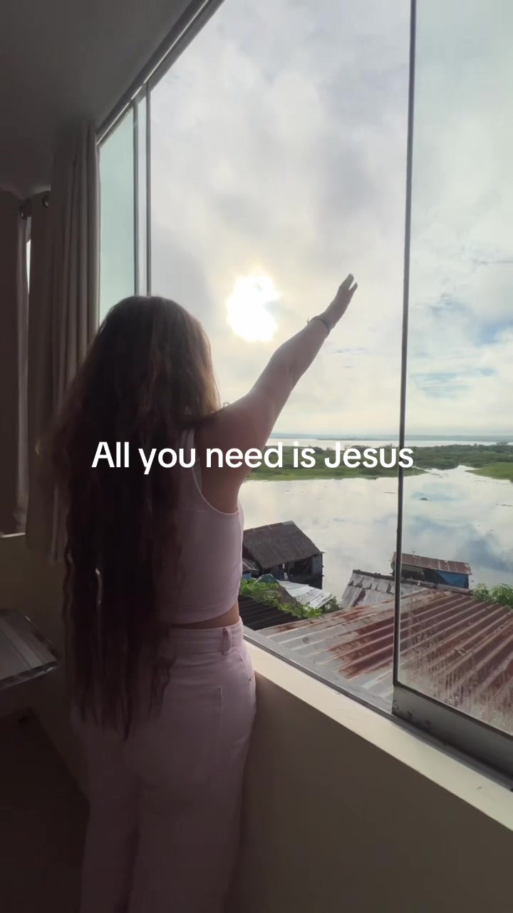 @Fernandasellsmiami ๐
