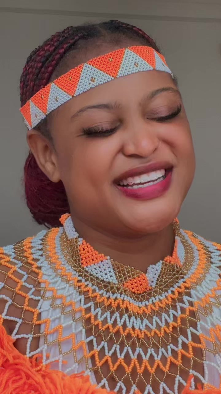@Lady BooHle 🎭🇿🇦🇿🇼