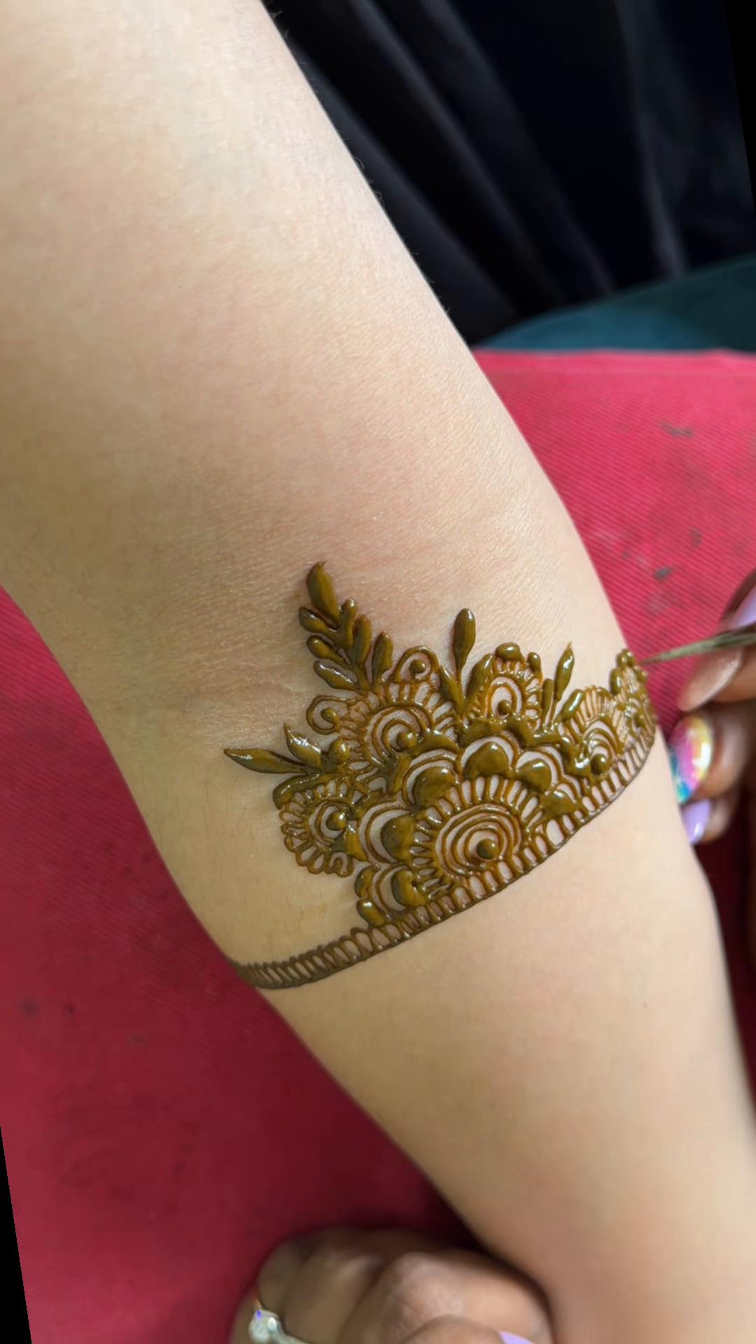 @Darshini