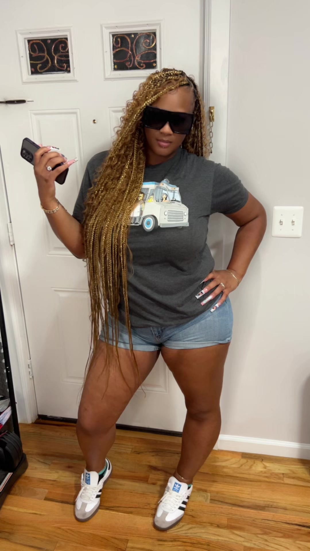 @Deedee