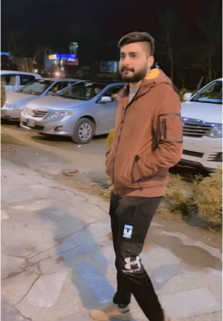 @Ch Usama 555👑🇬🇧