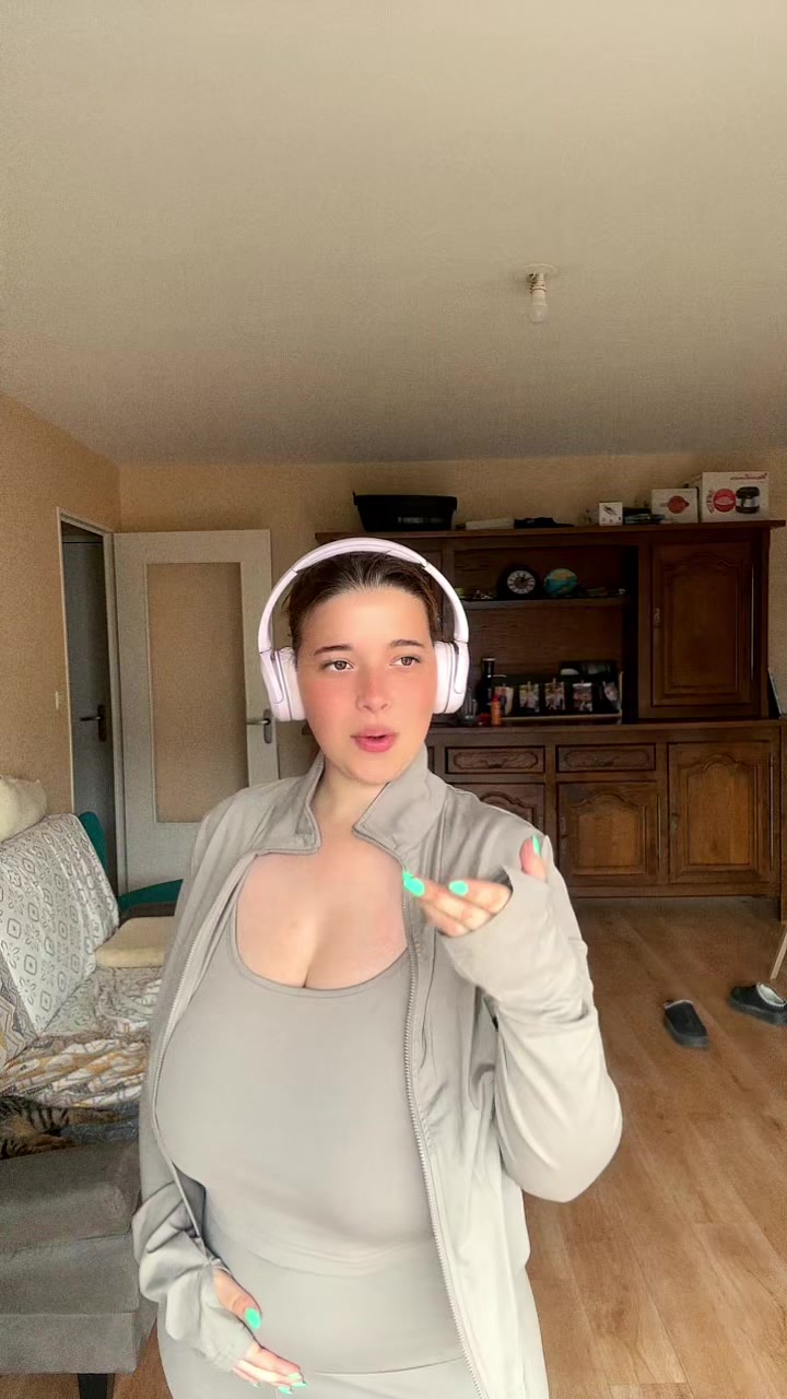 @carlacassy