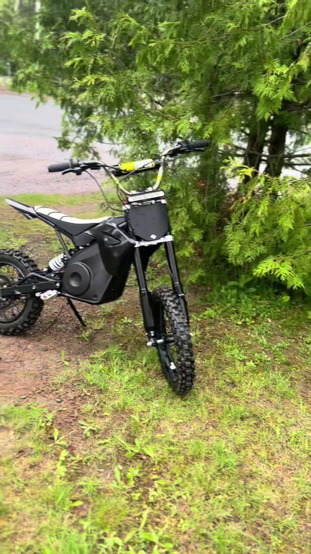 @BikeBros