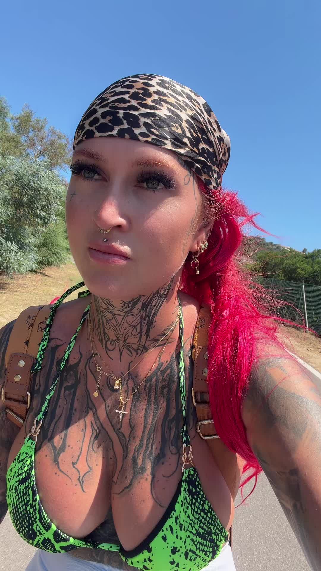 @Sheena Red