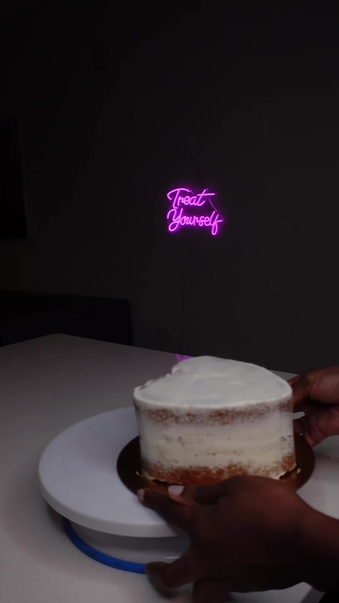 @Flourfilled Fantasies🎂✨