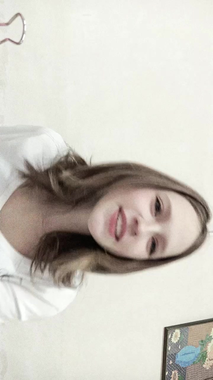 @Вишня🍒