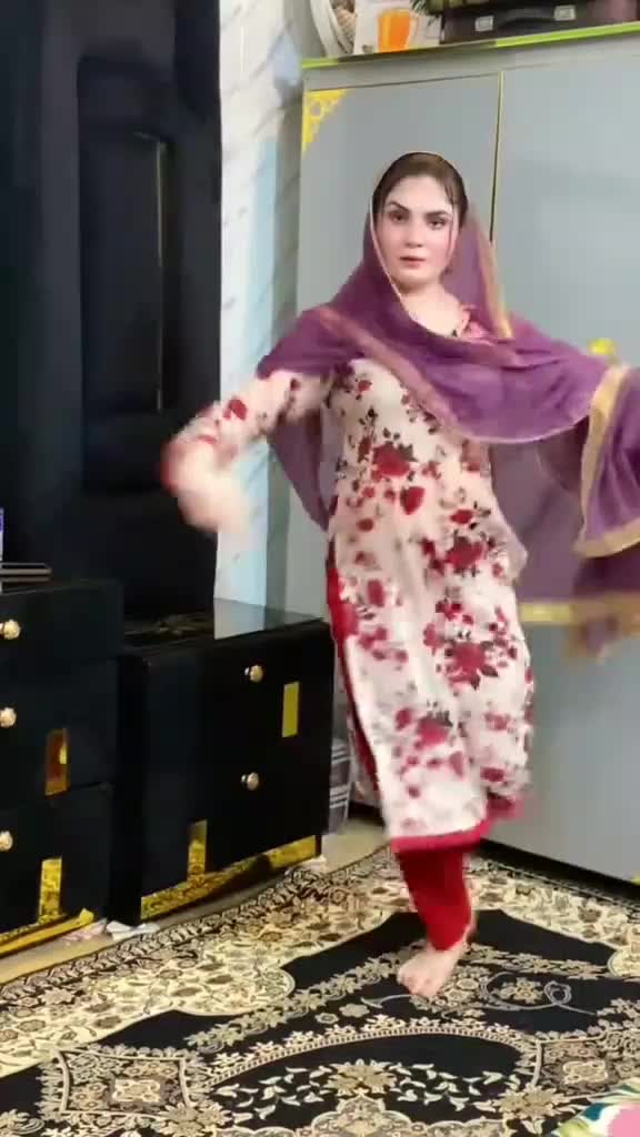 @Zoya dance