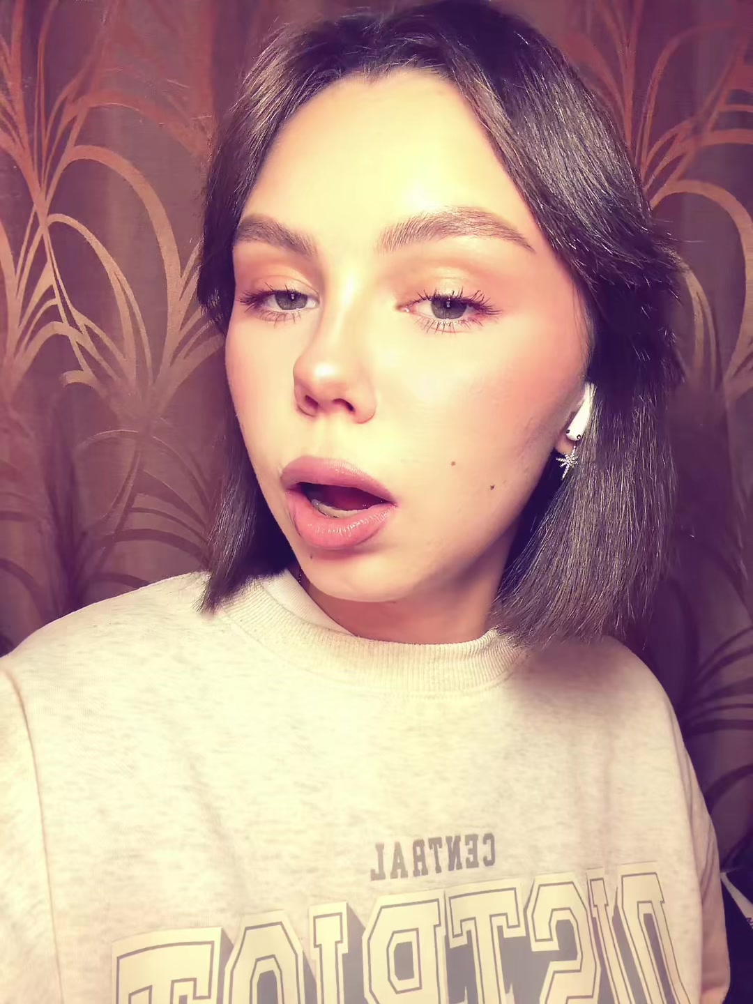 @whodudegusarova