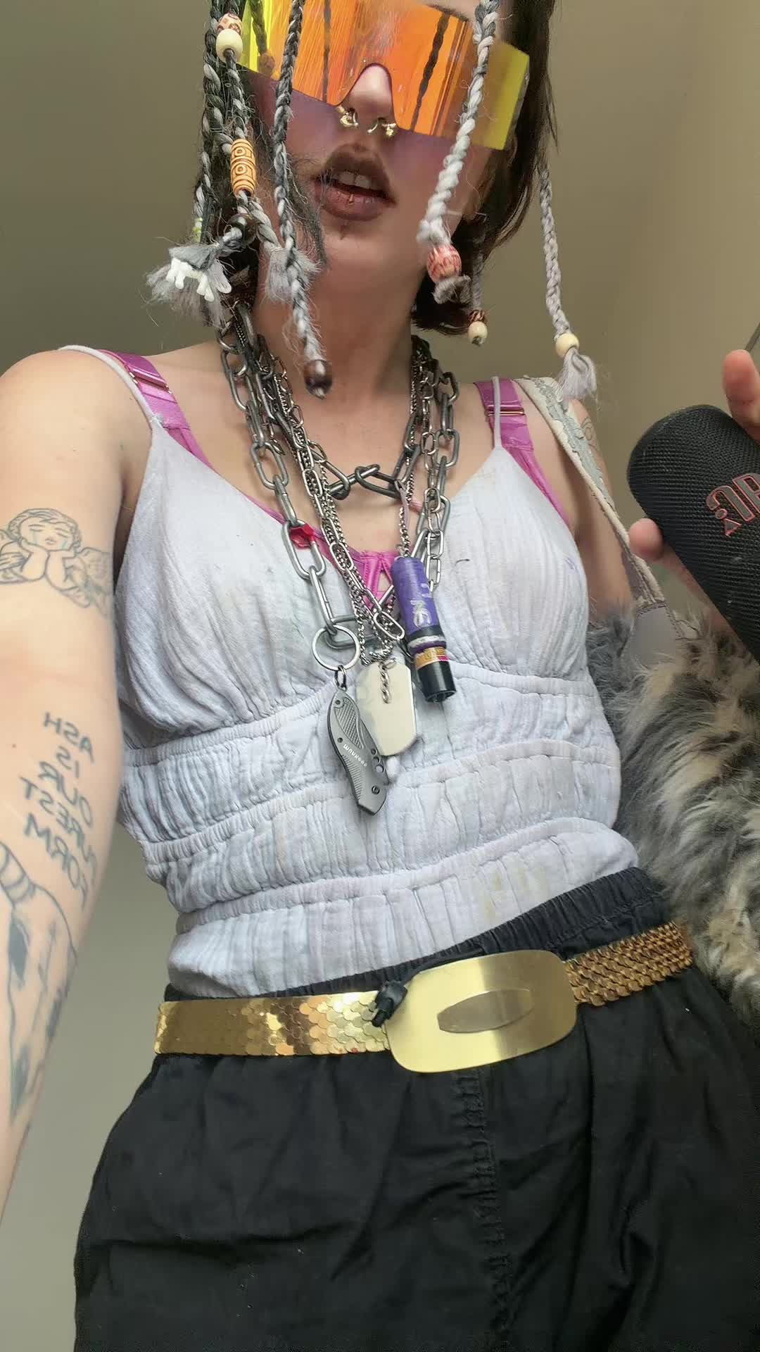 @Jo