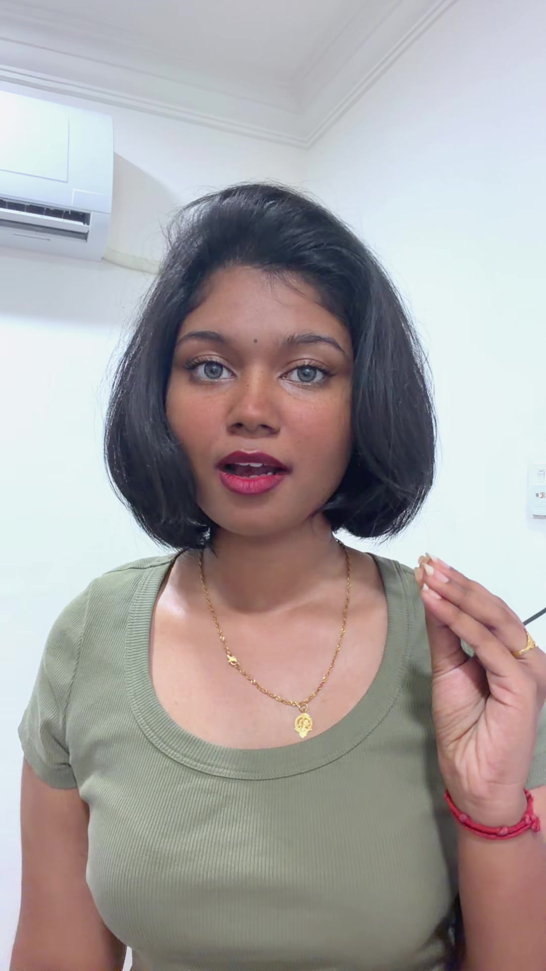 @KRITIKA_RATHNA KUMAR🦋