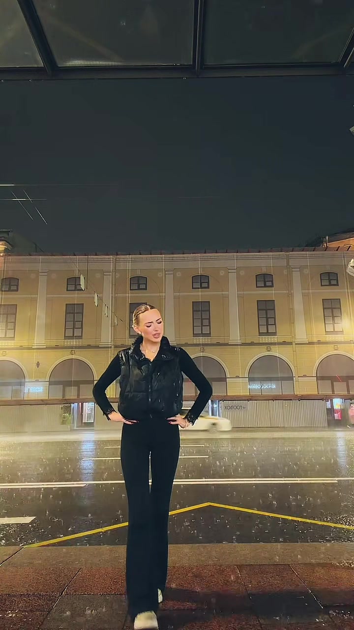 @𝐴𝐿𝐼𝑆𝐴👑