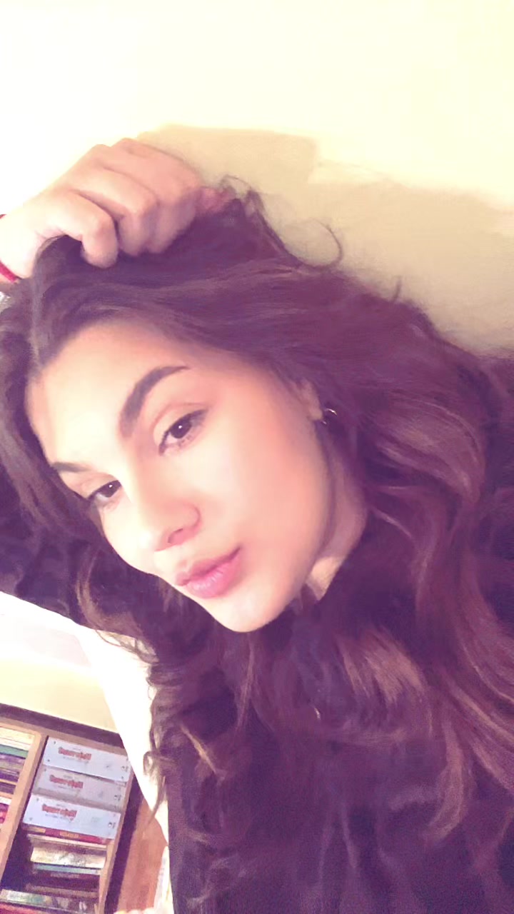 @Tzzomii