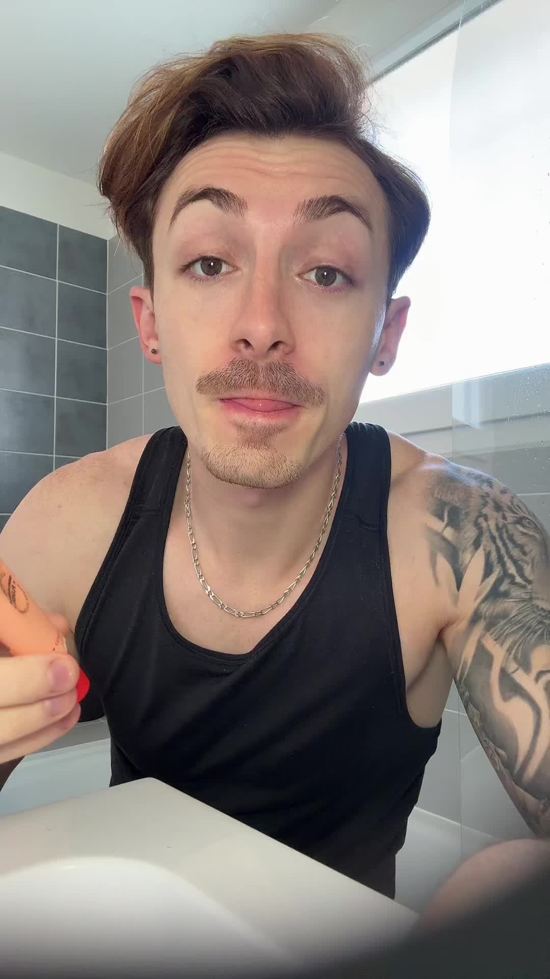 @Anthofit33