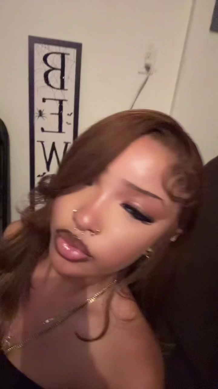 @️