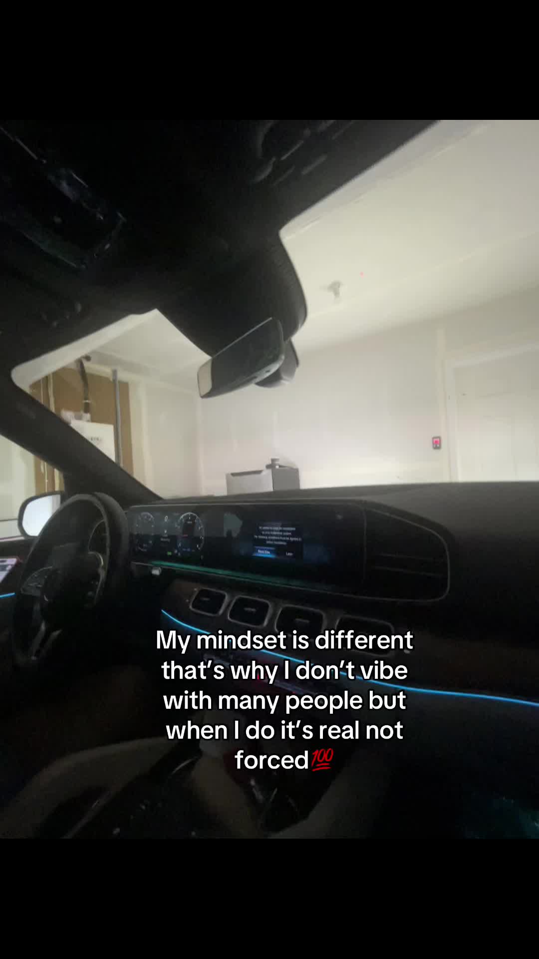 @𝐀 𝐋 𝐄 𝐒 𝐒 𝐈 𝐀 🤍