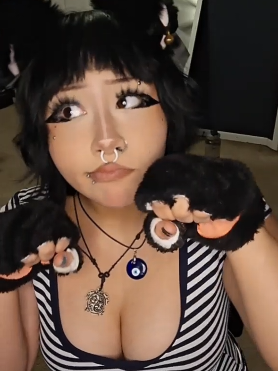 @queefgurls