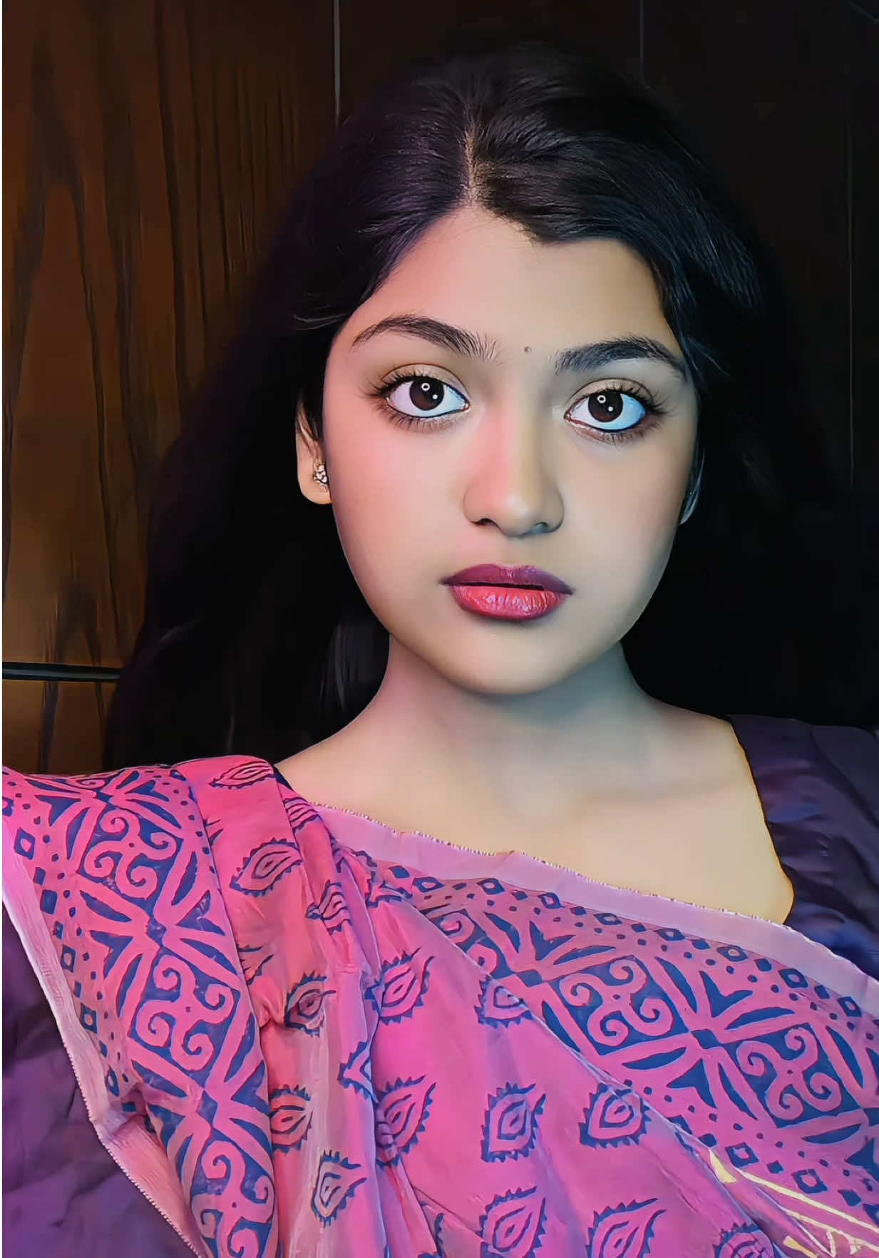 @Akhi Pakhi