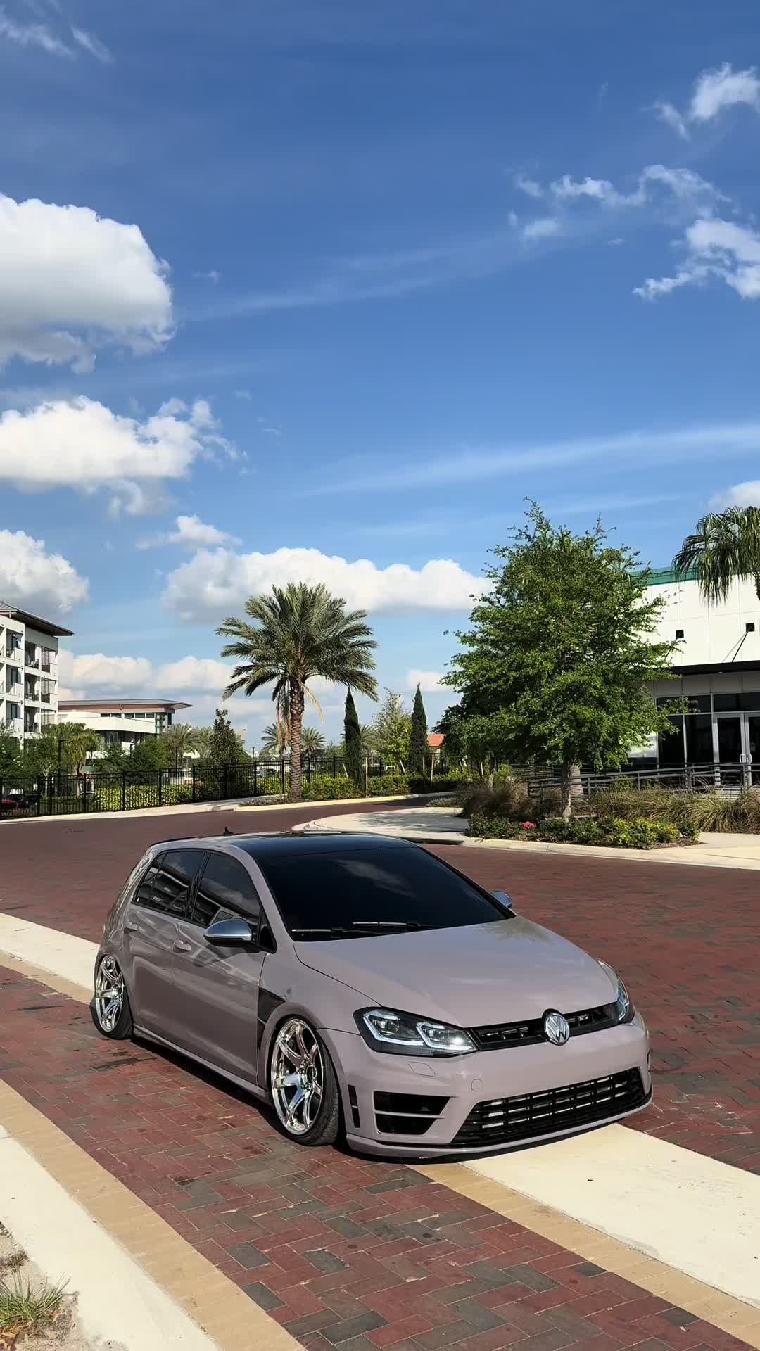 @elliott_m3
