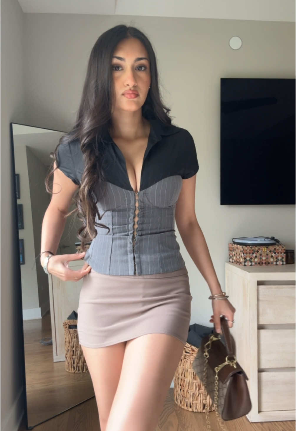 @Karina
