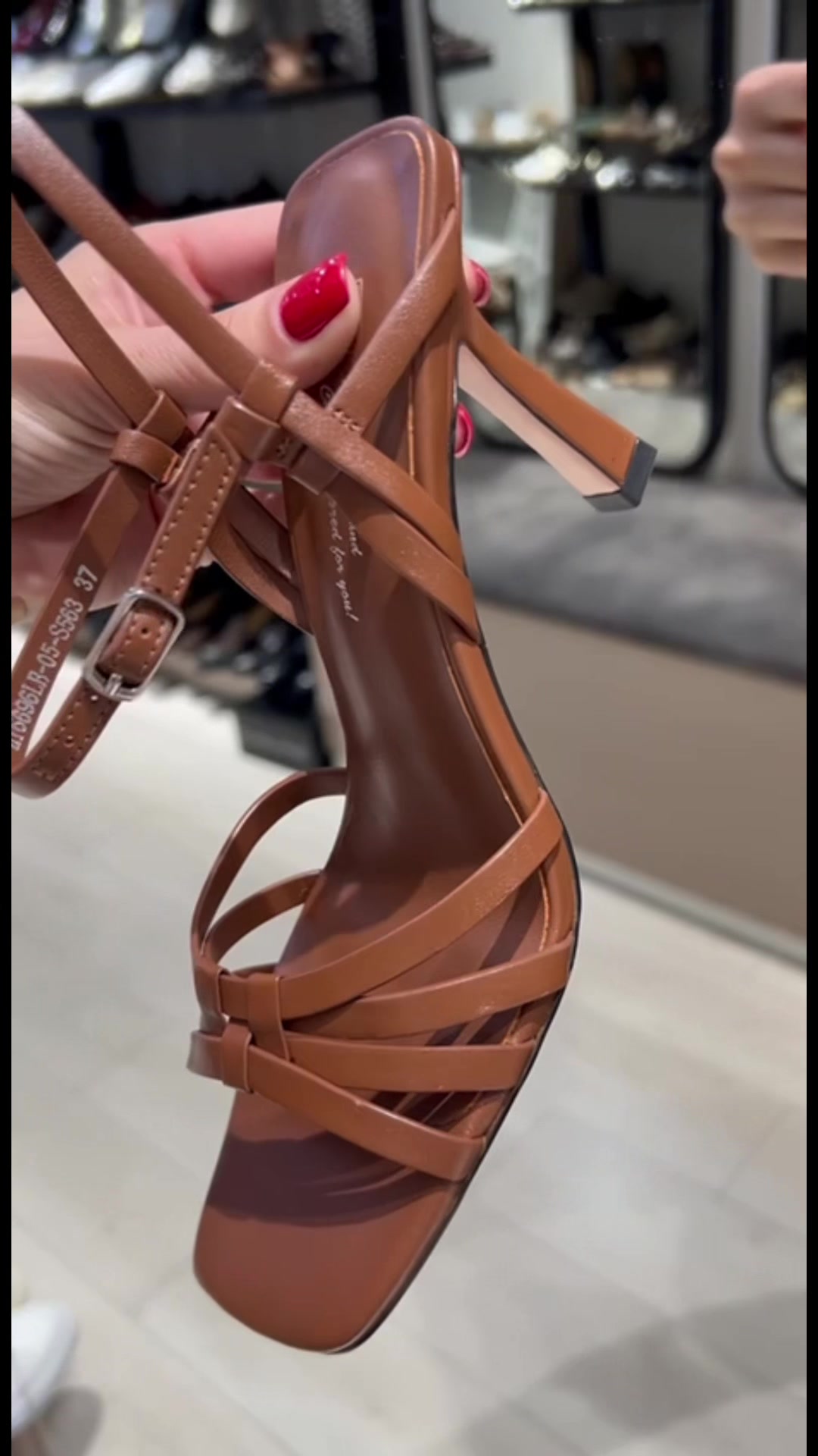 @OXVYshoes