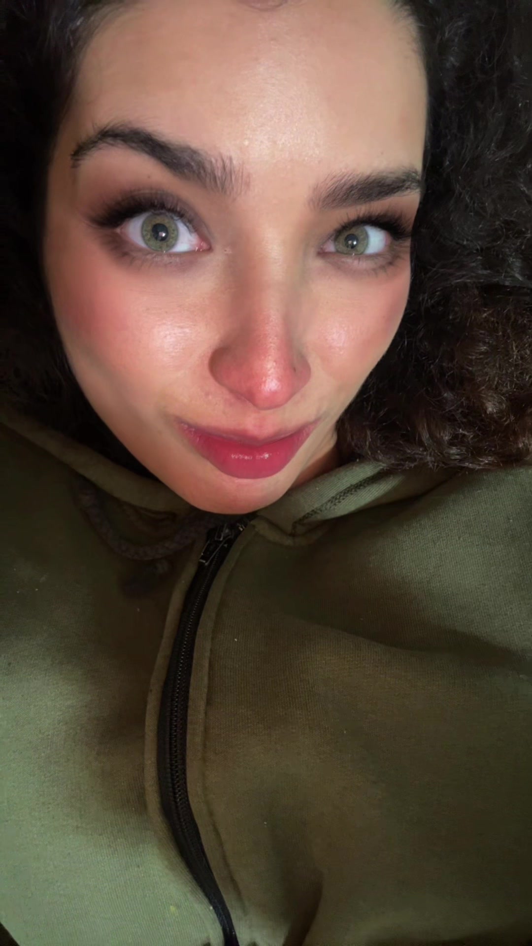 @hiisabela