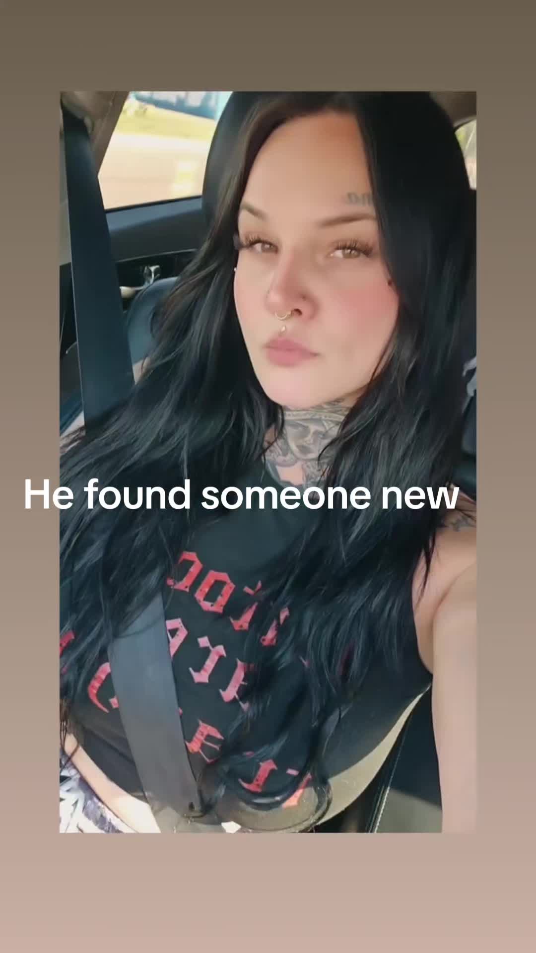 @Amber_pokesholes