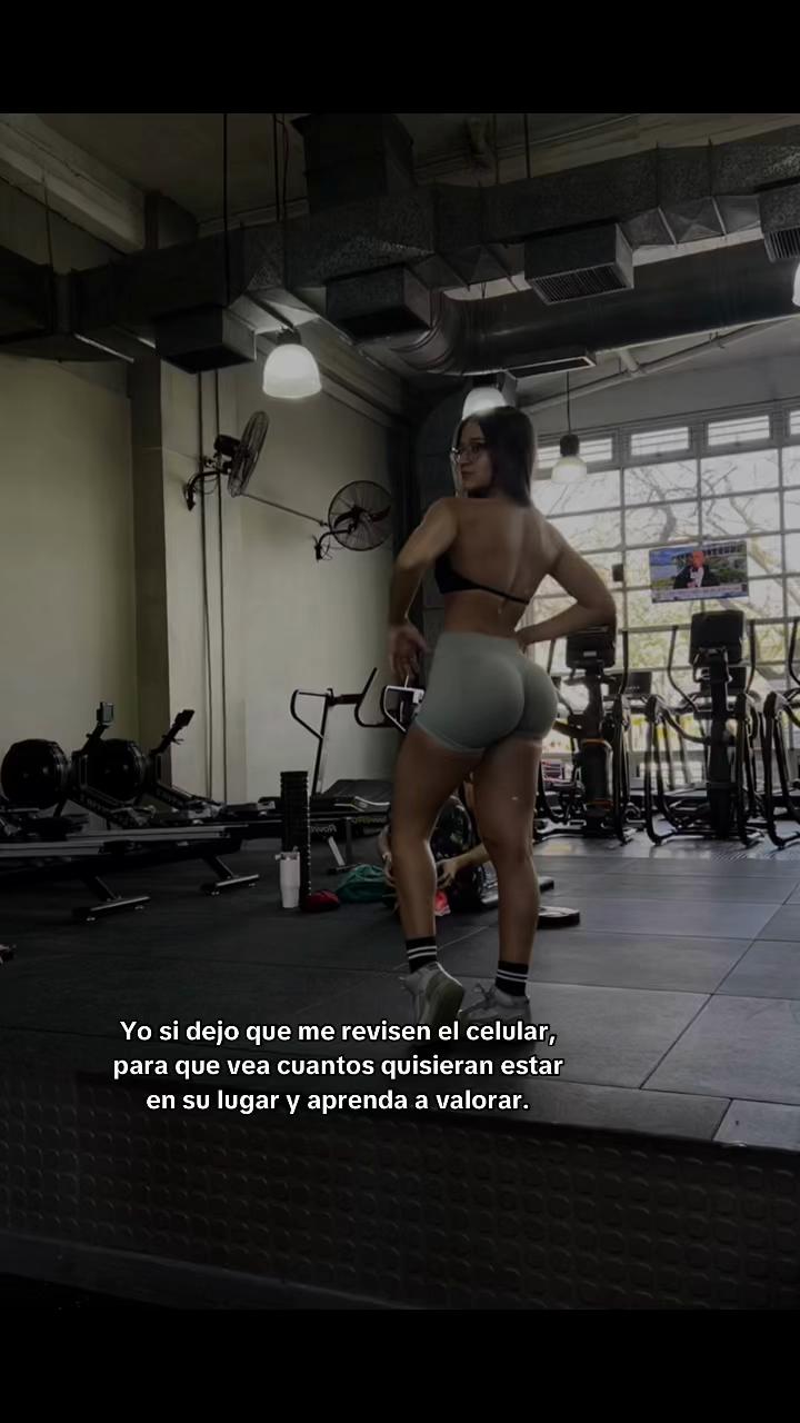 @👑