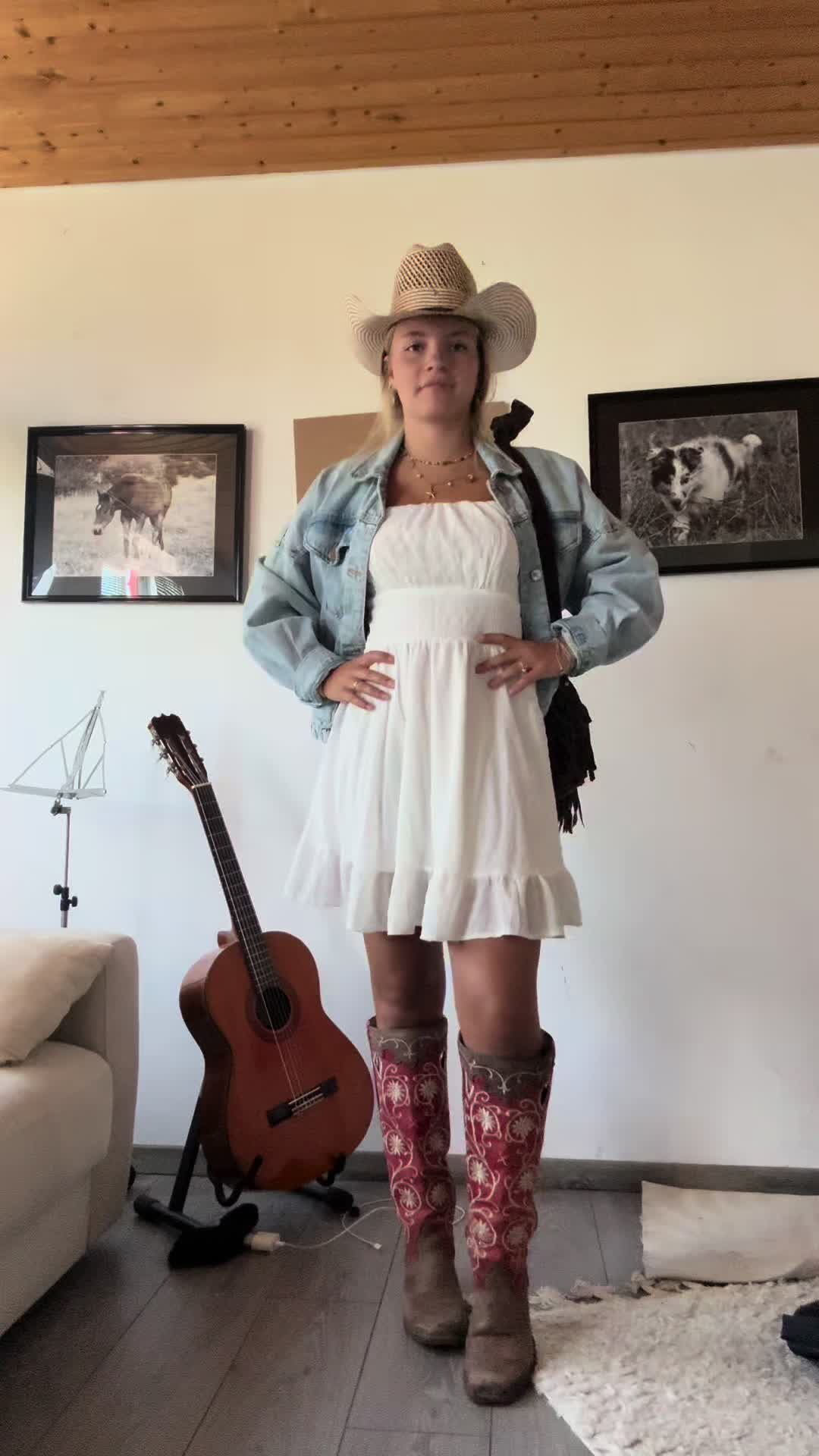 @Alena🤠