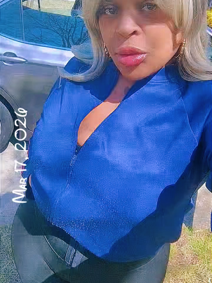 @Bings Dollhouse Llc