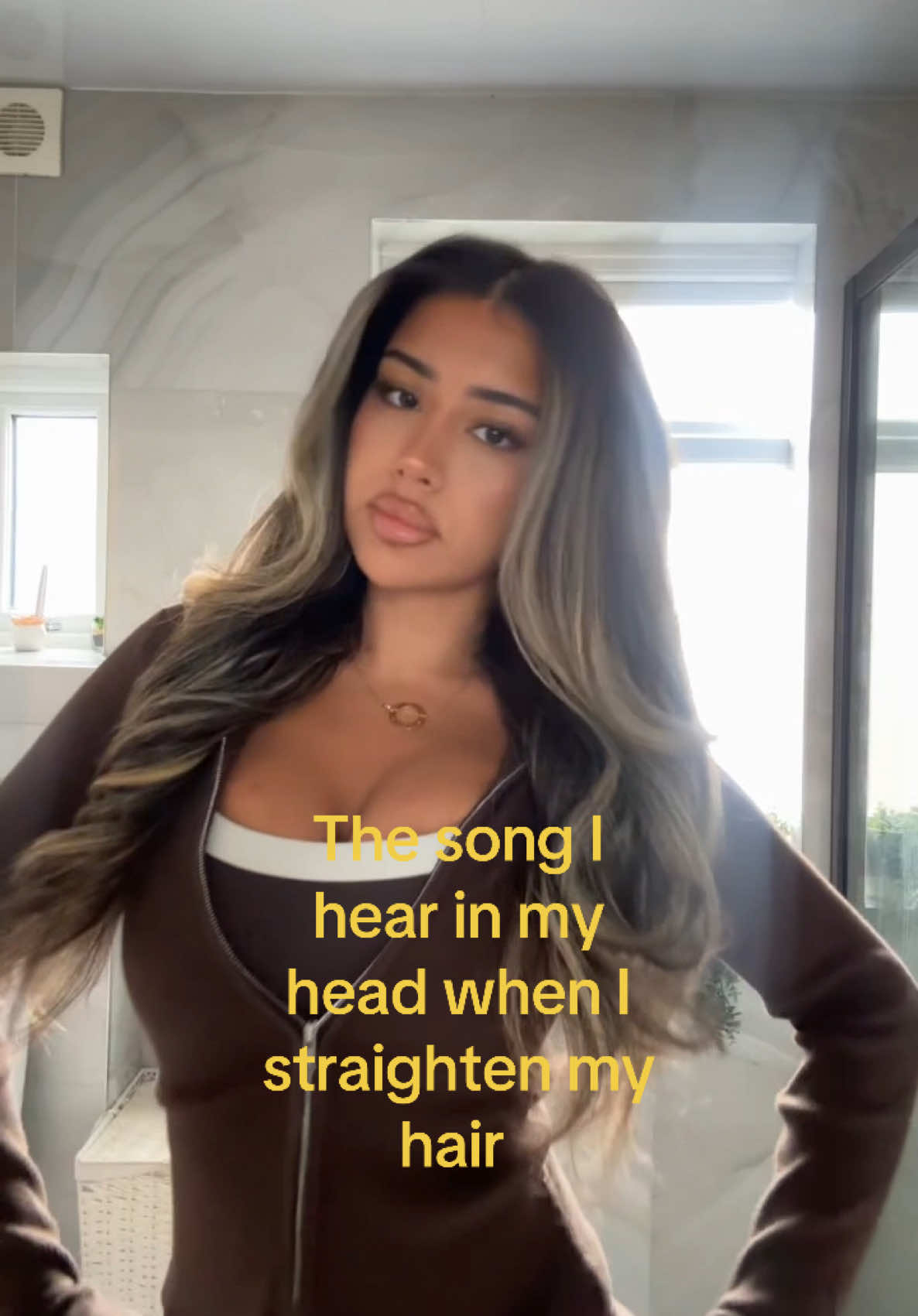 @Romina