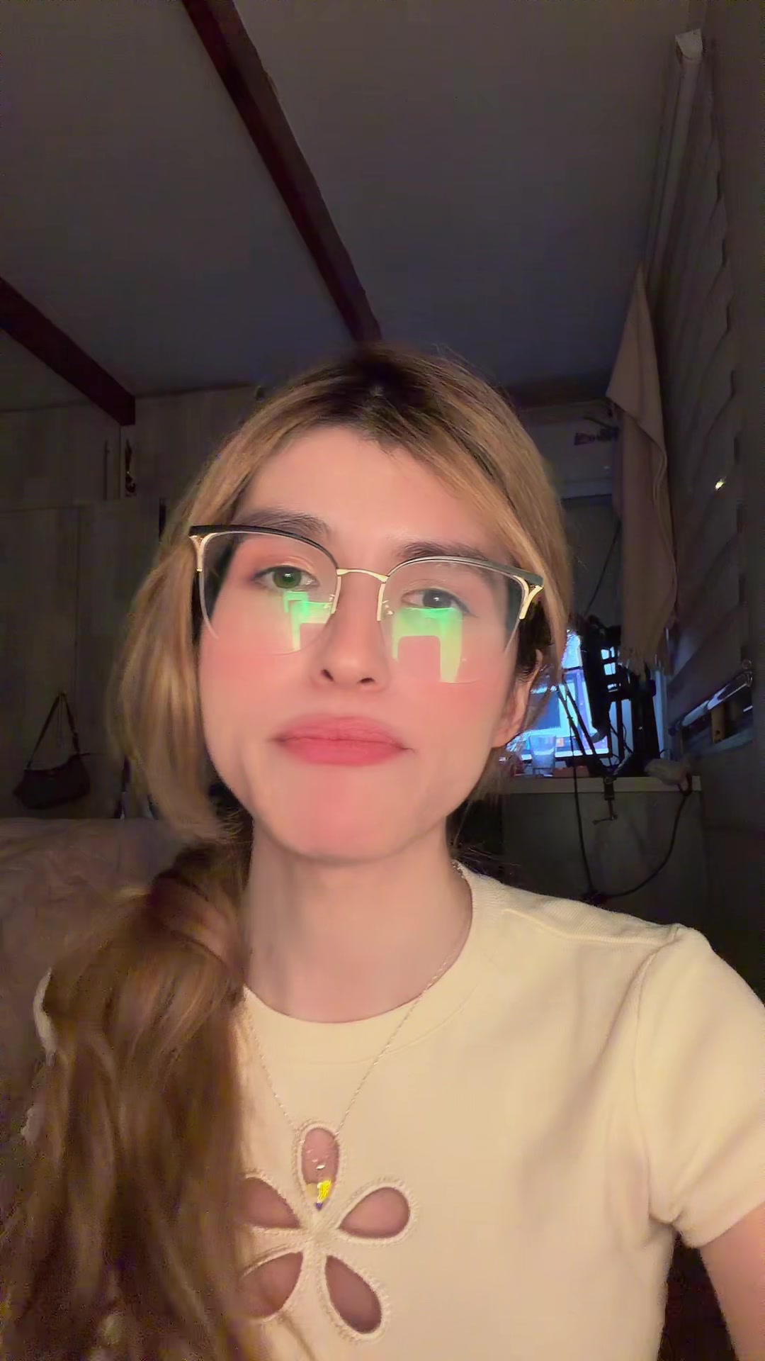 @Alinee