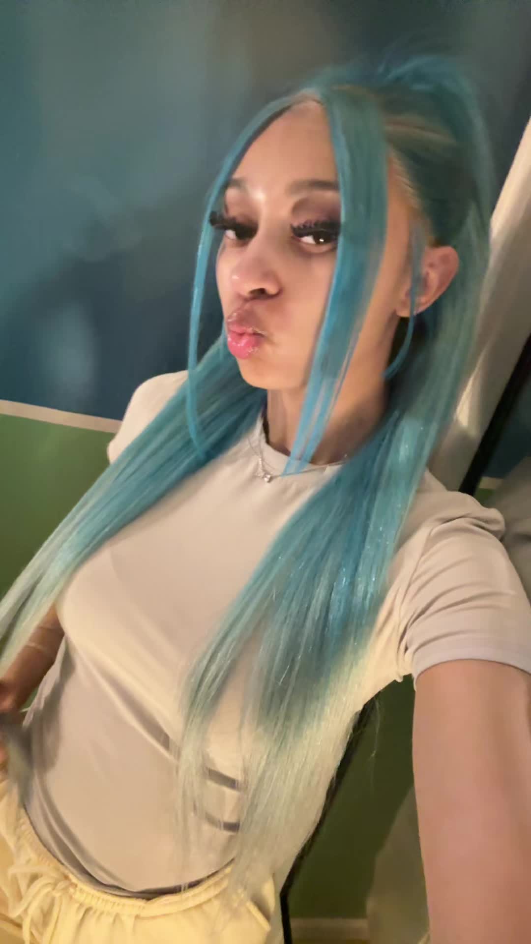 @Userlosinghermind1738