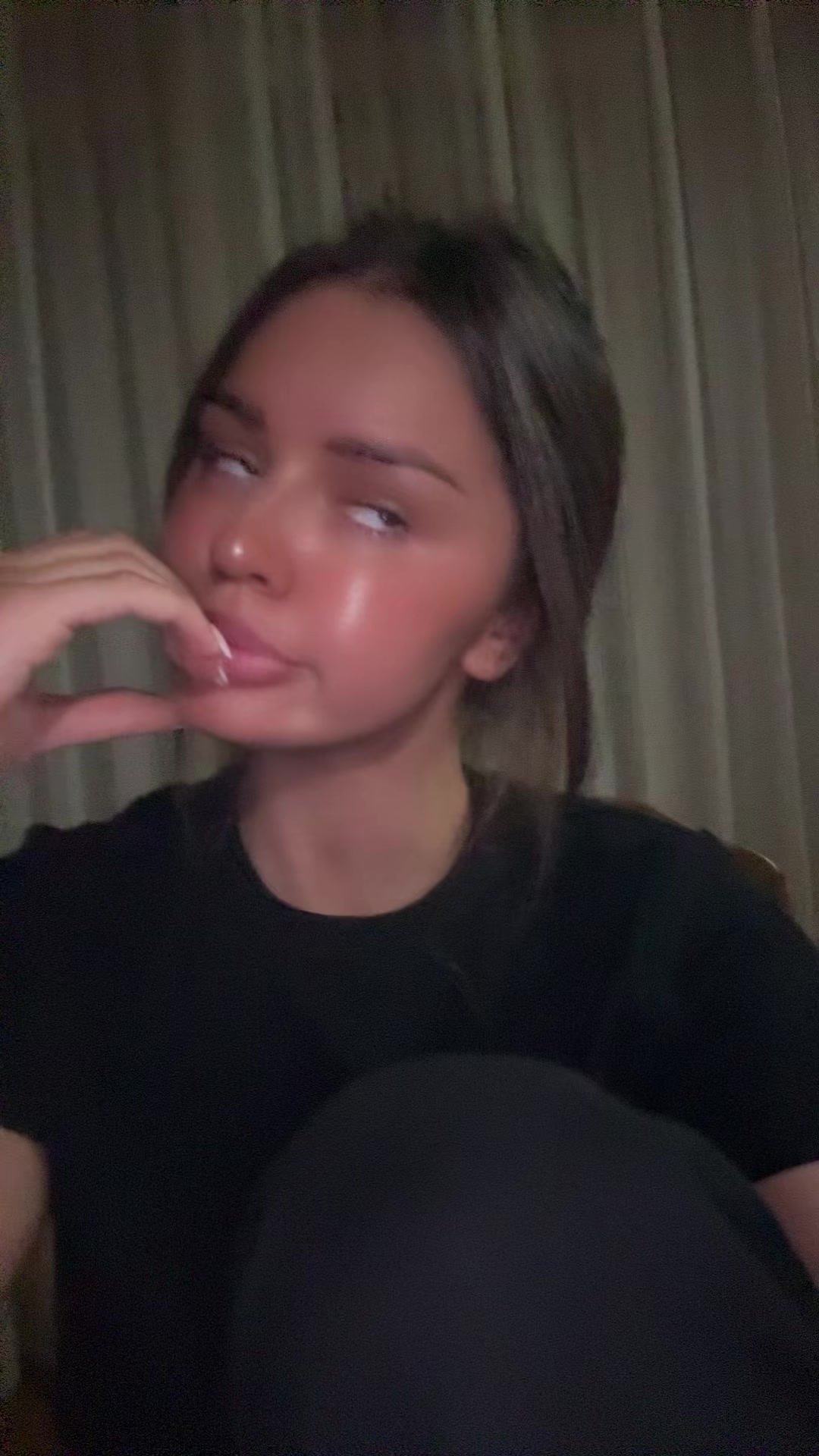 @d🦢