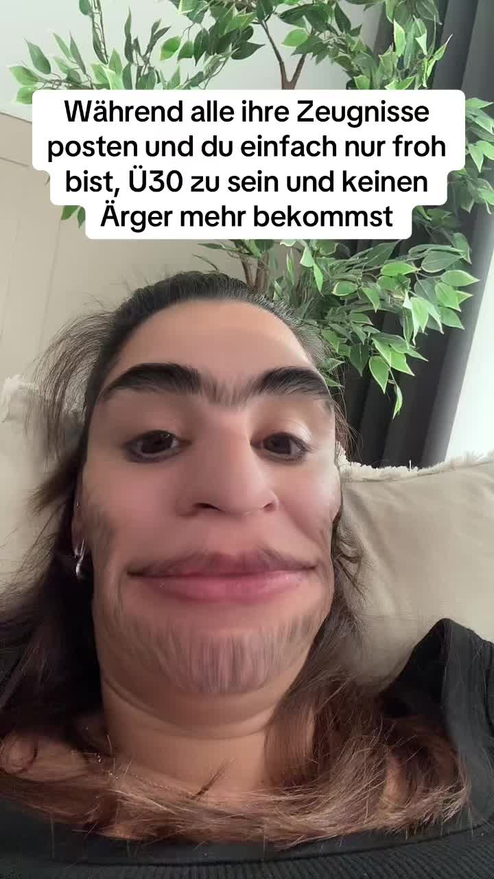 @eKe