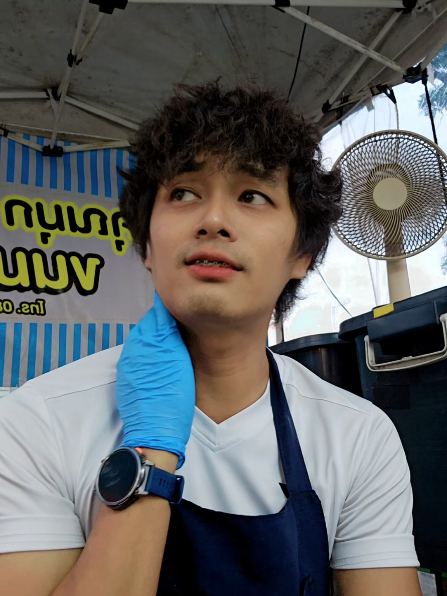@พี่ บี ขี้ ลื . . ม