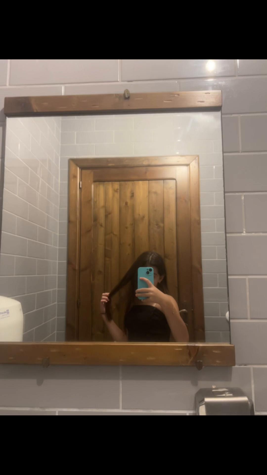 @miry.baddy💗🖤🧡🤍🩵❤️🩹