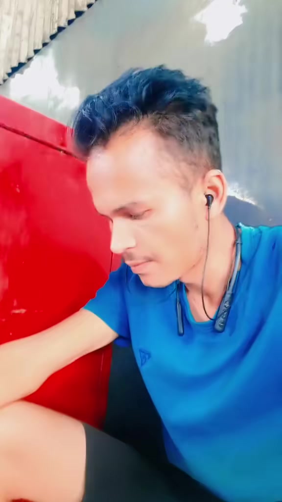 @तिम्रो याद्ले सताएको छ सानु😭?
