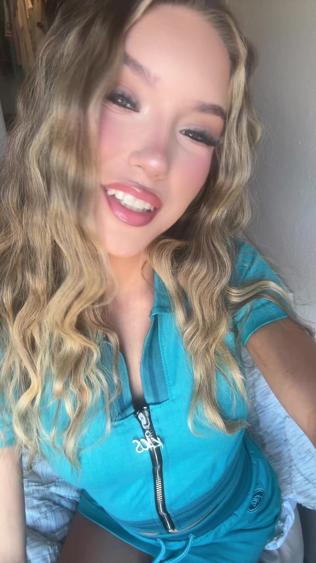 @Mrs. 69
