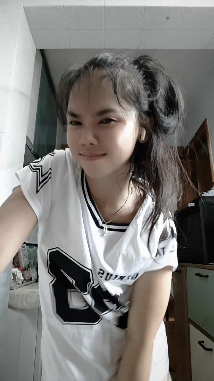 @Ms. Aquarious🇵🇭🇭🇰