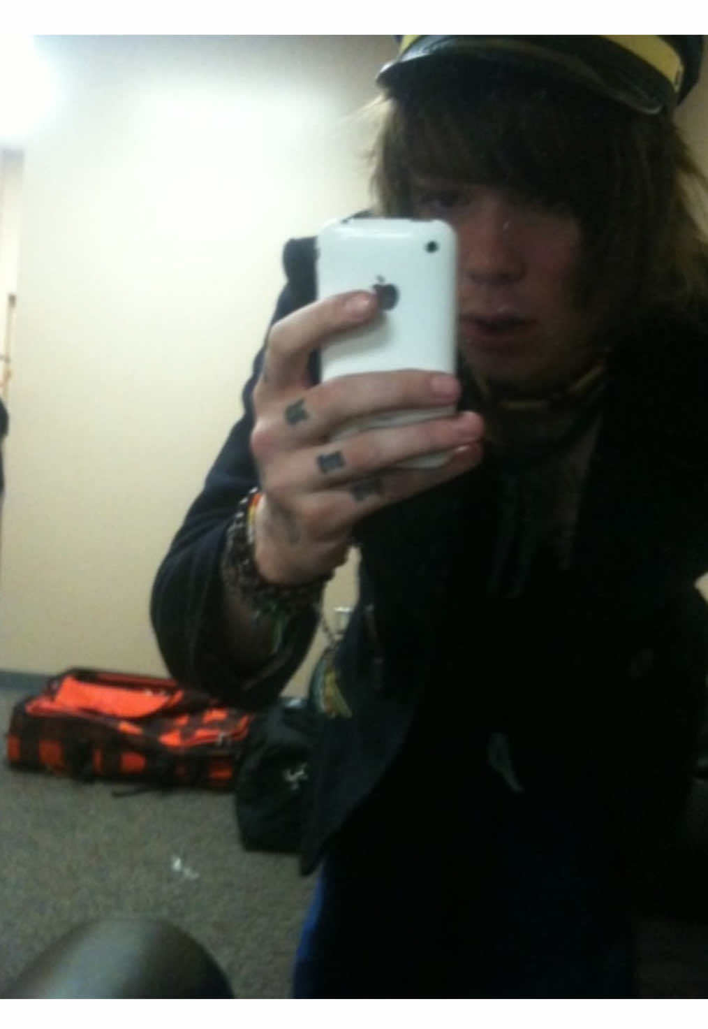 @nevershoutunicorn