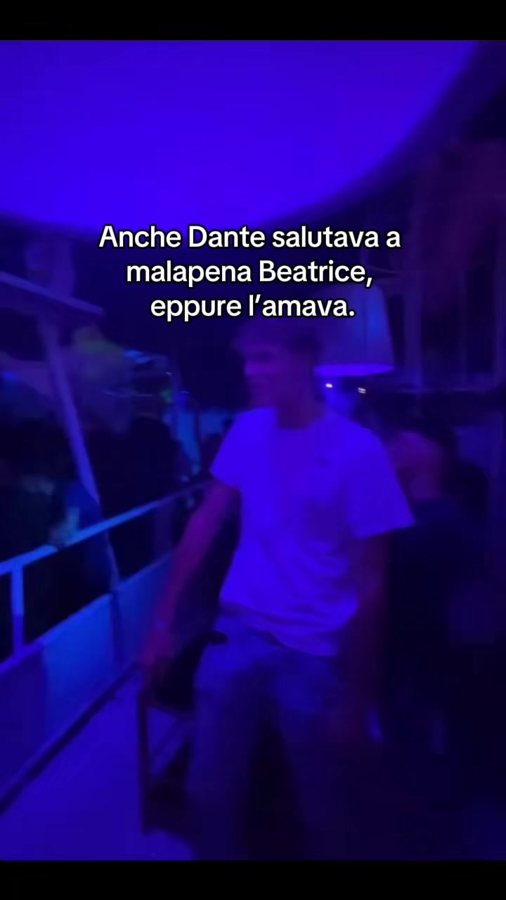 @A N N E 🕷️