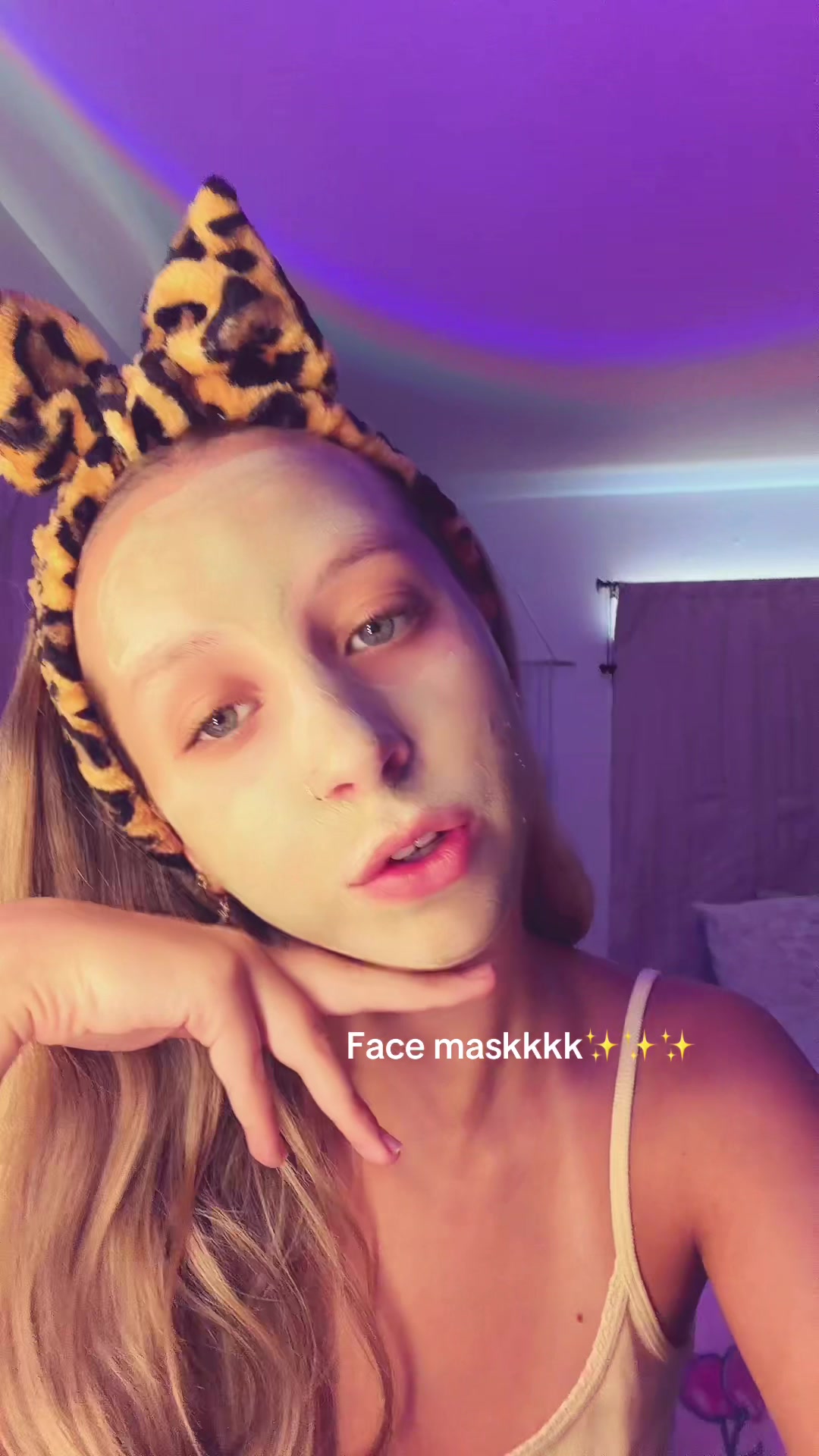 @🐬✨