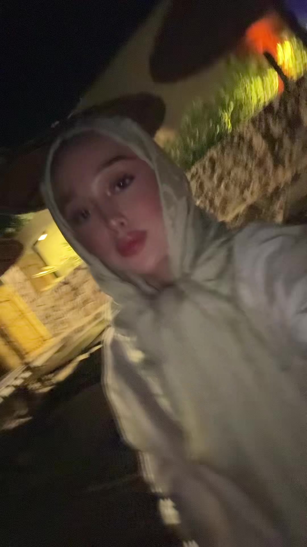@🫧