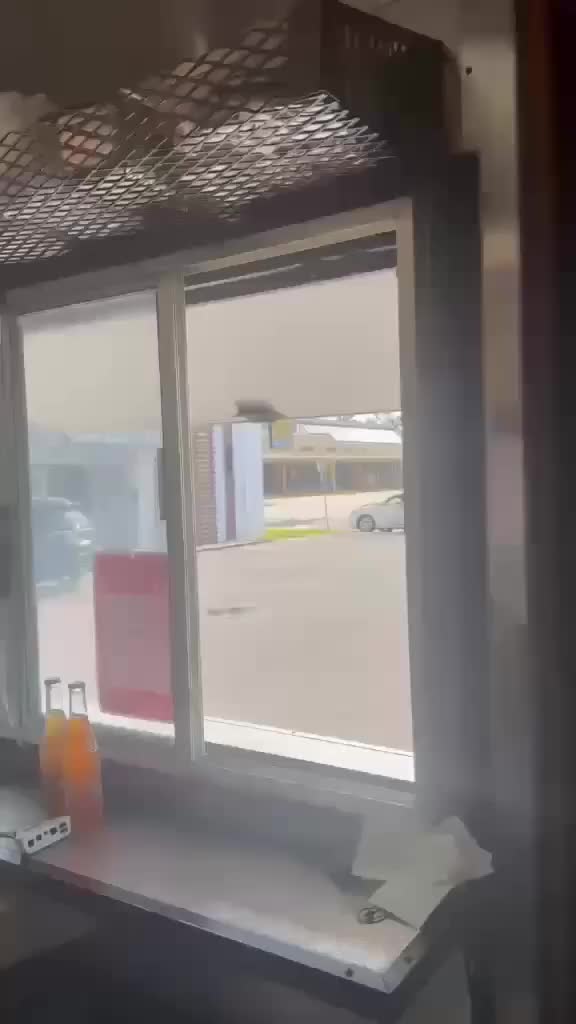 @Notijax